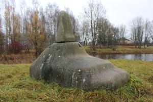 Alūksnei 700 skulptūras
