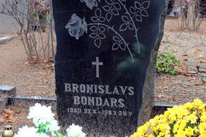 Bondari
